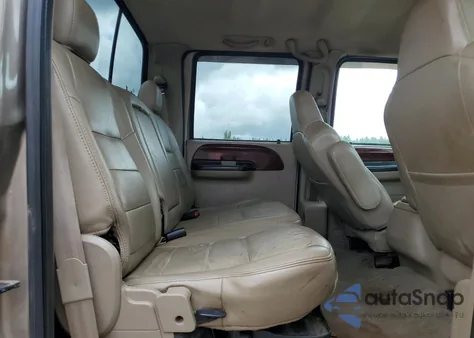 2006 Ford F250 Super Duty z USA, uszkodzony, nr VIN 1FTSW20P06EB12843